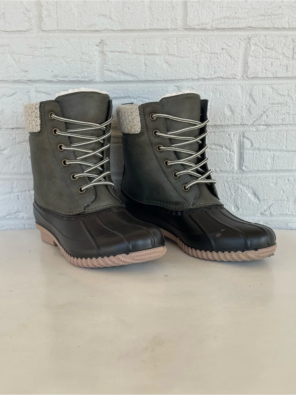 Magellan Mid Sweater Duck Boots Women's 8